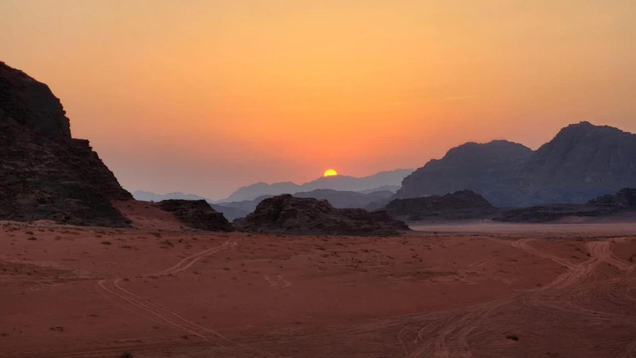 Wadi Rum Bedouin Experience Including Dinner And Breakfast Экстерьер фото